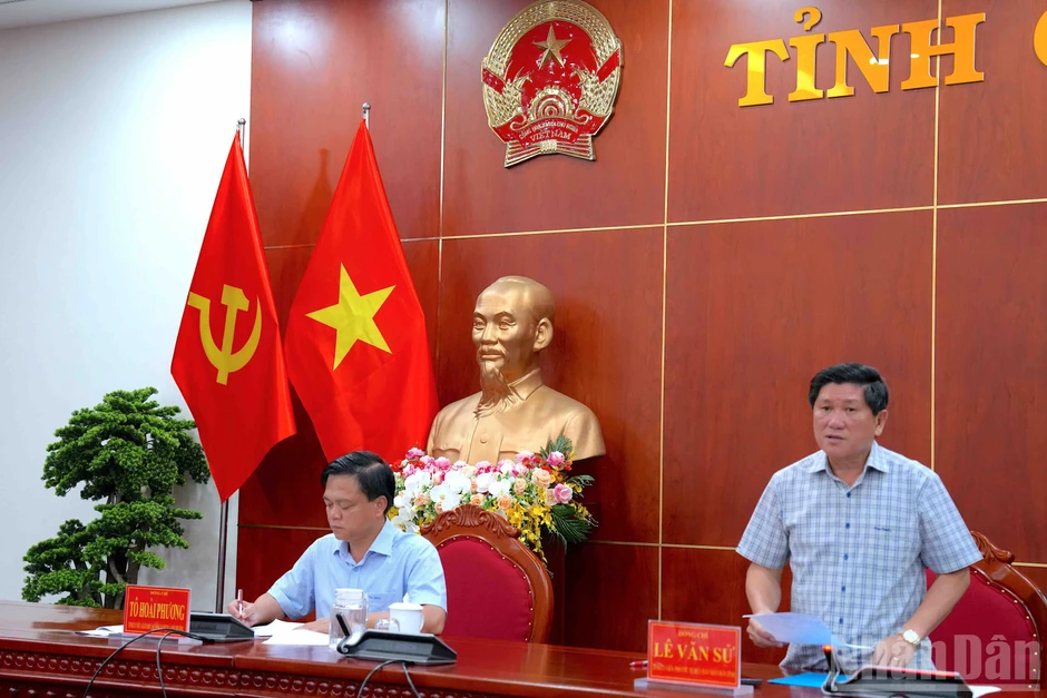 Cà Mau tập trung toàn lực dồn sức chống ngập, khôi phục sản xuất