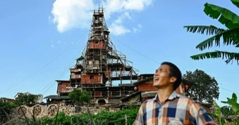 Cái kết của chủ ngôi nhà ở Trung Quốc quyết cố thủ tại khu vực bị giải tỏa