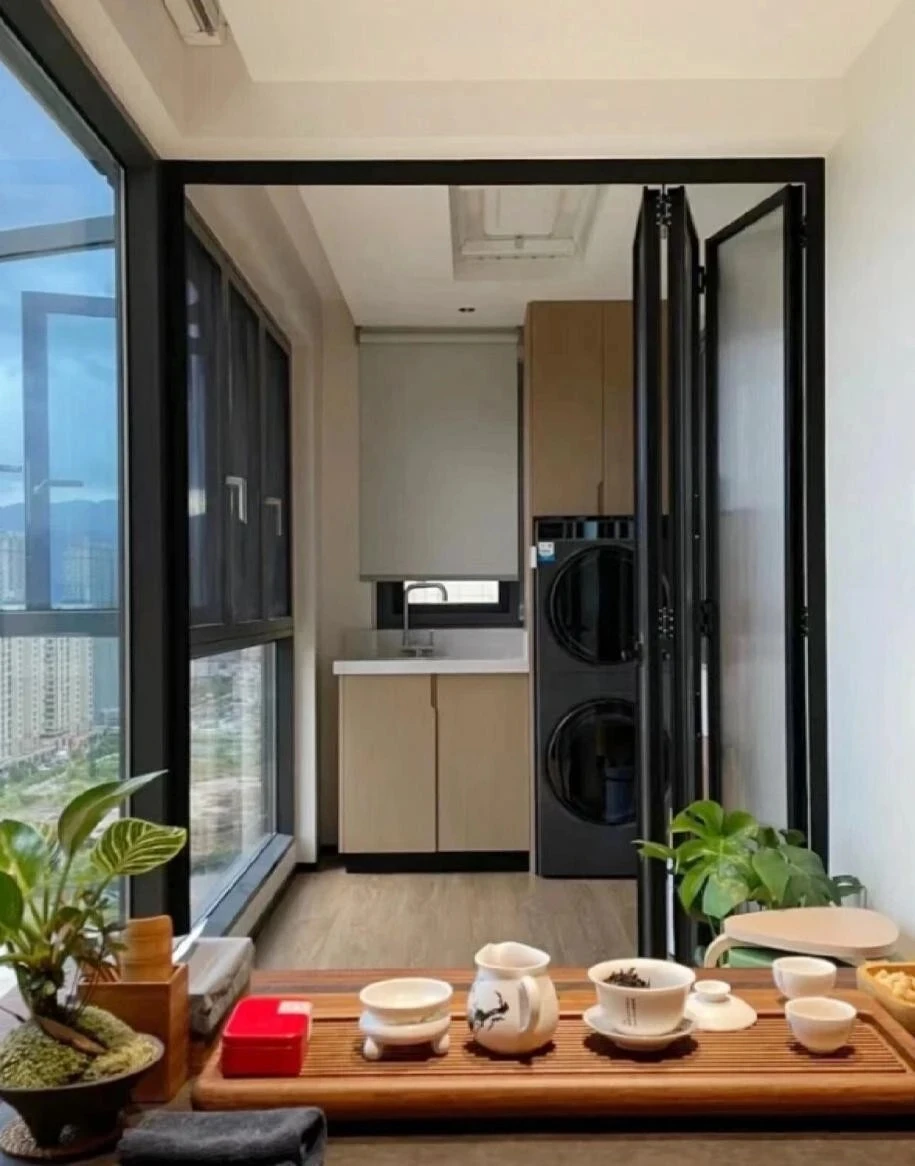 Cải tạo ban công 8m2 quá vi diệu, cái kết khiến hàng xóm cũng muốn "bắt chước" Cải tạo ban công 8m2 quá vi diệu, cái kết khiến hàng xóm cũng muốn "bắt chước"