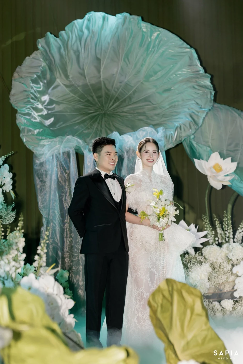 Căn bếp của mỹ nhân SN 2002 làm dâu cựu Chủ tịch Căn bếp của mỹ nhân SN 2002 làm dâu cựu Chủ tịch