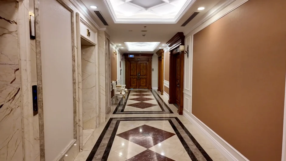Cận cảnh khu chung cư hạng sang giá hơn 200 triệu/m2 nơi Divo Tùng Dương vừa sắm liền tay 2 căn: Ngay từ cửa ra vào đã đậm chất hoàng gia xa xỉ Cận cảnh khu chung cư hạng sang giá hơn 200 triệu/m2 nơi Divo Tùng Dương vừa sắm liền tay 2 căn: Ngay từ cửa ra vào đã đậm chất hoàng gia xa xỉ