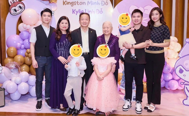 Cận cảnh mâm cơm chuẩn "vợ đảm" của Đỗ Mỹ Linh, hé lộ cuộc sống làm dâu hào môn nhà bầu Hiển Cận cảnh mâm cơm chuẩn "vợ đảm" của Đỗ Mỹ Linh, hé lộ cuộc sống làm dâu hào môn nhà bầu Hiển