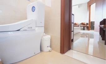 Căn hộ 140 m2 xây thêm nhà vệ sinh không cần khoan sàn