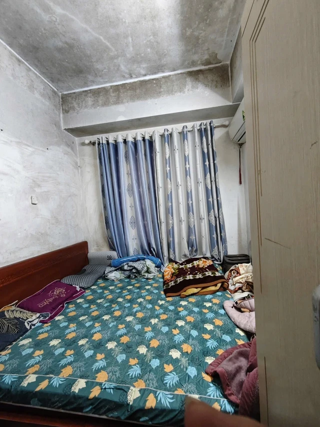 Căn hộ 58m2, mốc meo, không sổ rao bán 3 tỷ ở Hà Nội gây bão mạng: Chủ nhà lên tiếng bất ngờ Căn hộ 58m2, mốc meo, không sổ rao bán 3 tỷ ở Hà Nội gây bão mạng: Chủ nhà lên tiếng bất ngờ