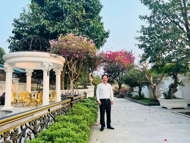 Căn nhà 3 tầng ở Hà Nội của NSƯT Quang Tèo