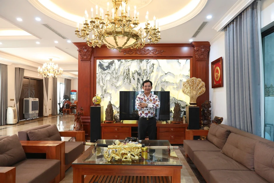 Căn nhà 3 tầng ở Hà Nội của NSƯT Quang Tèo