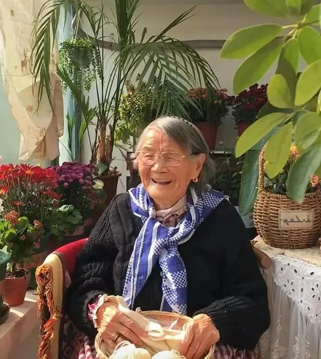 Căn nhà nhỏ của cụ bà 92 tuổi: Cuộc sống bình yên và tự tại Căn nhà nhỏ của cụ bà 92 tuổi: Cuộc sống bình yên và tự tại