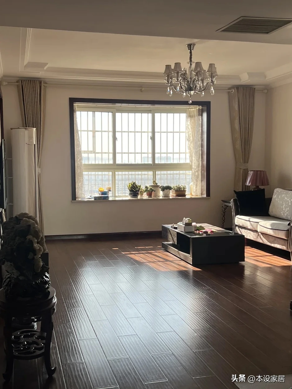 Căn nhà sạch sẽ của người phụ nữ 64 tuổi: Bí quyết sống ít đồ Căn nhà sạch sẽ của người phụ nữ 64 tuổi: Bí quyết sống ít đồ