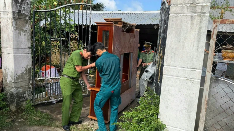 Cần Thơ báo động tình trạng sạt lở bờ sông, kênh rạch diện rộng Cần Thơ báo động tình trạng sạt lở bờ sông, kênh rạch diện rộng