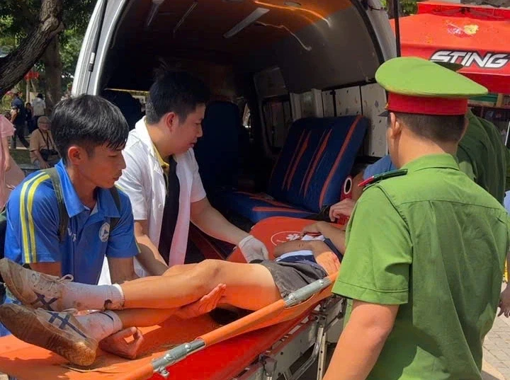 Cảnh báo leo núi Bà Đen sau cơn mưa trái mùa, đã có du khách gặp nạn Cảnh báo leo núi Bà Đen sau cơn mưa trái mùa, đã có du khách gặp nạn