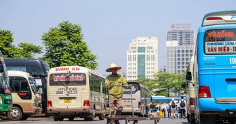 Cảnh báo nắng nóng tại khu vực Nam Bộ, mưa dông tại vùng núi Bắc Bộ