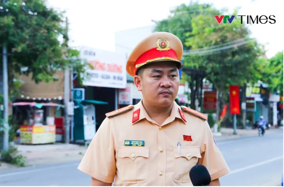 Cảnh sát giao thông Lâm Đồng tăng cường tuần tra, kiểm soát bảo đảm an toàn giao thông mùa du lịch hè Cảnh sát giao thông Lâm Đồng tăng cường tuần tra, kiểm soát bảo đảm an toàn giao thông mùa du lịch hè