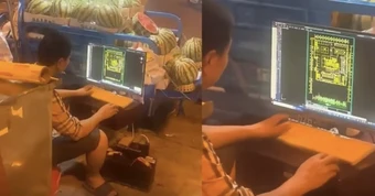 'Cao nhân' ẩn mình đây sao: Người bán dưa hấu ven đường, vắng khách lại mở laptop làm bản vẽ kỹ thuật