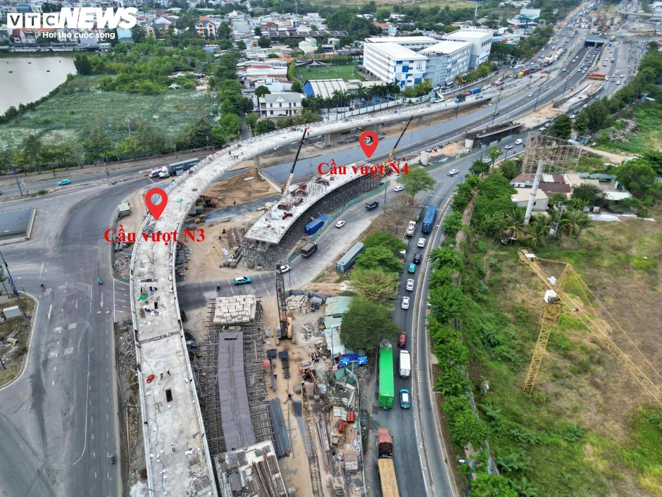 Cầu vượt nút giao 3.400 tỷ đồng ở TP.HCM tăng tốc về đích