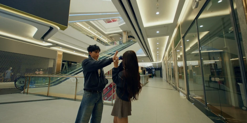Chân dung BabyBoo trong mắt HIEUTHUHAI: Coi MV là biết họ đi date ở ngoài đời sao luôn đó Chân dung BabyBoo trong mắt HIEUTHUHAI: Coi MV là biết họ đi date ở ngoài đời sao luôn đó