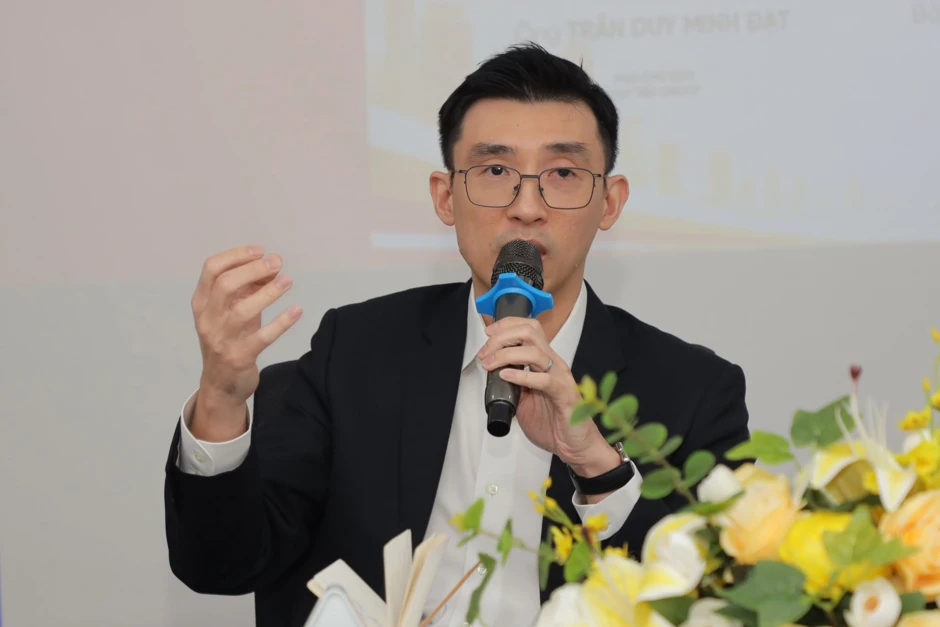 Chân dung Phó Chủ tịch SN 1990 của DUYTAN Group Chân dung Phó Chủ tịch SN 1990 của DUYTAN Group