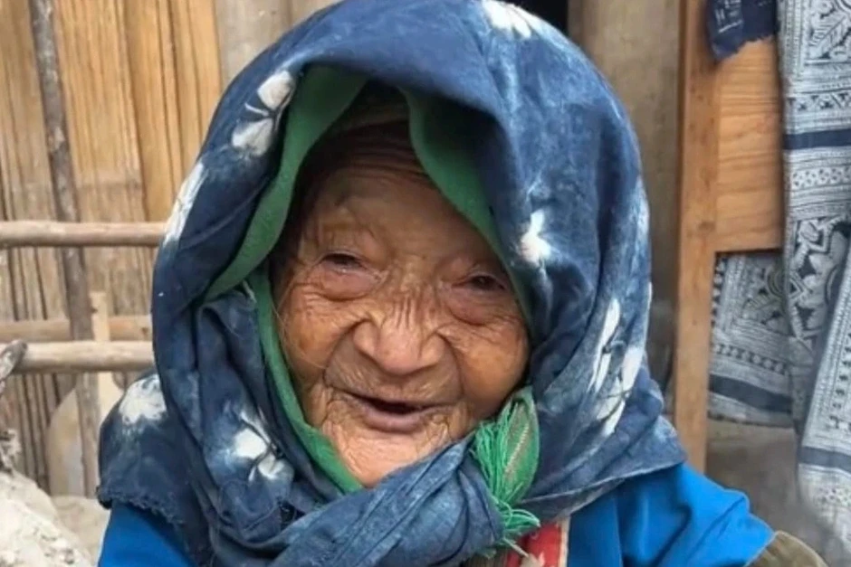 Chàng chăn bò, cô bán hàng rong ở Việt Nam nổi tiếng thế giới sau một đêm Chàng chăn bò, cô bán hàng rong ở Việt Nam nổi tiếng thế giới sau một đêm