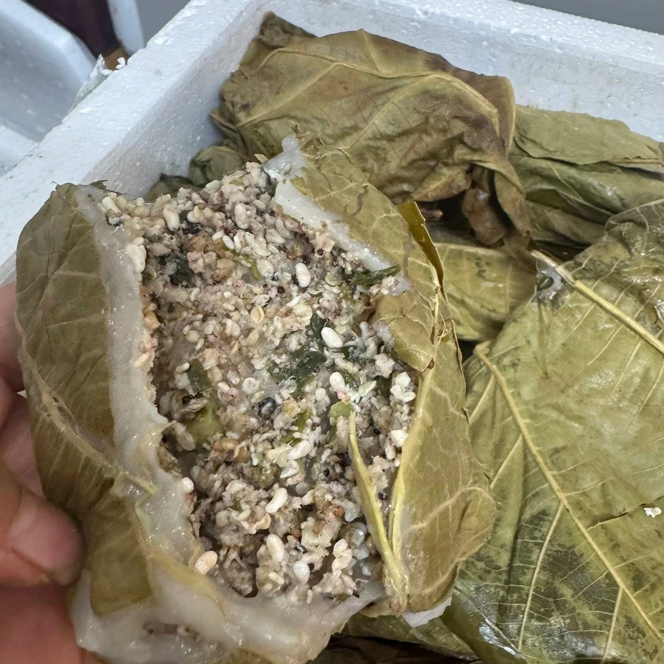 Chàng trai Hà Nội sưng mắt, khó thở vì món đặc sản "khổ trước, sướng sau" Chàng trai Hà Nội sưng mắt, khó thở vì món đặc sản "khổ trước, sướng sau"