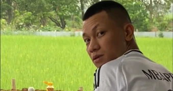 Chàng trai Việt Nam bất ngờ nổi tiếng vì có ngoại hình giống cầu thủ Mbappe
