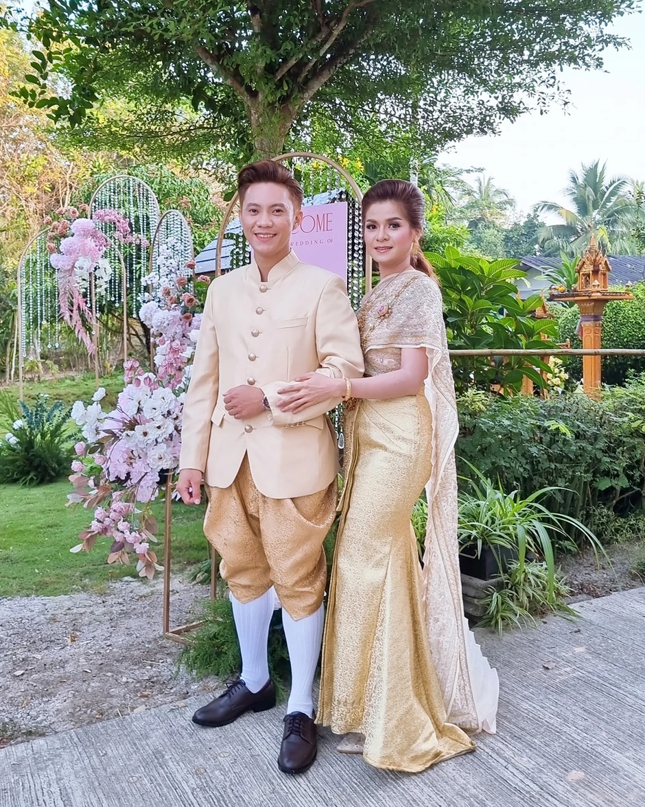 Chàng trai Việt tay trắng sang Thái Lan tìm bạn gái, ở rể thử 11 tháng, ngày cưới phải mượn vàng mẹ vợ Chàng trai Việt tay trắng sang Thái Lan tìm bạn gái, ở rể thử 11 tháng, ngày cưới phải mượn vàng mẹ vợ