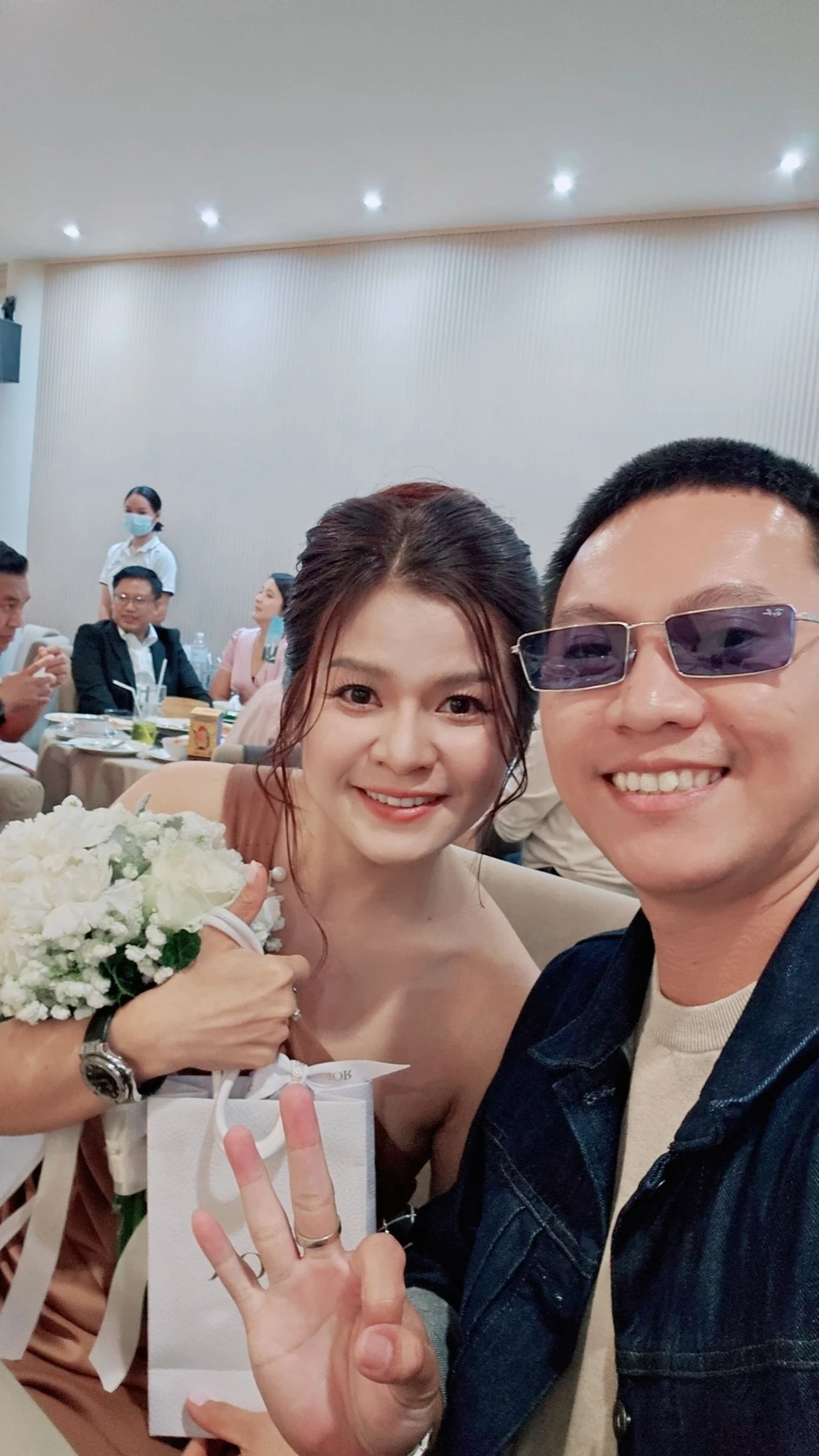 Chàng trai Việt tay trắng sang Thái Lan tìm bạn gái, ở rể thử 11 tháng, ngày cưới phải mượn vàng mẹ vợ Chàng trai Việt tay trắng sang Thái Lan tìm bạn gái, ở rể thử 11 tháng, ngày cưới phải mượn vàng mẹ vợ