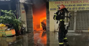 Cháy nhà ở TP.HCM: Cụ bà 81 tuổi trượt ngã tử vong trong lúc tháo chạy