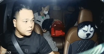 Chở mẹ con đi chạy thận về, hành động của tài xế taxi gây bất ngờ