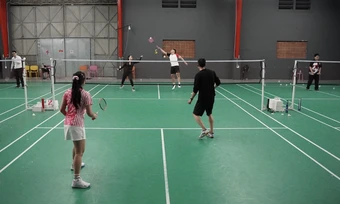 Chơi thể thao lúc nửa đêm