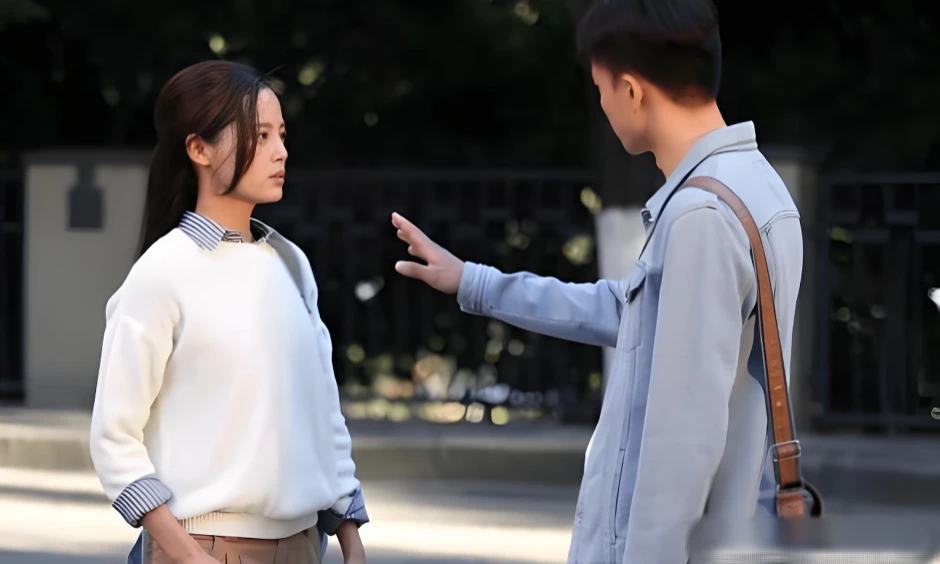 Chồng kiếm cả trăm triệu mỗi tháng nhưng với bố mẹ vợ lại lạnh nhạt đến khó tin: Đến tân gia nhà vợ cũng không xuất hiện Chồng kiếm cả trăm triệu mỗi tháng nhưng với bố mẹ vợ lại lạnh nhạt đến khó tin: Đến tân gia nhà vợ cũng không xuất hiện