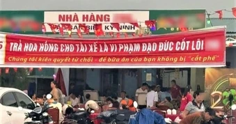 Chủ nhà hàng treo băng rôn từ chối trả hoa hồng tài xế vì "vi phạm đạo đức"