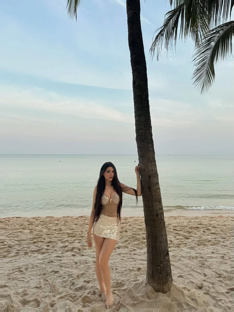 Chưa bao giờ thấy Hạt Dẻ thế này! Chưa bao giờ thấy Hạt Dẻ thế này!