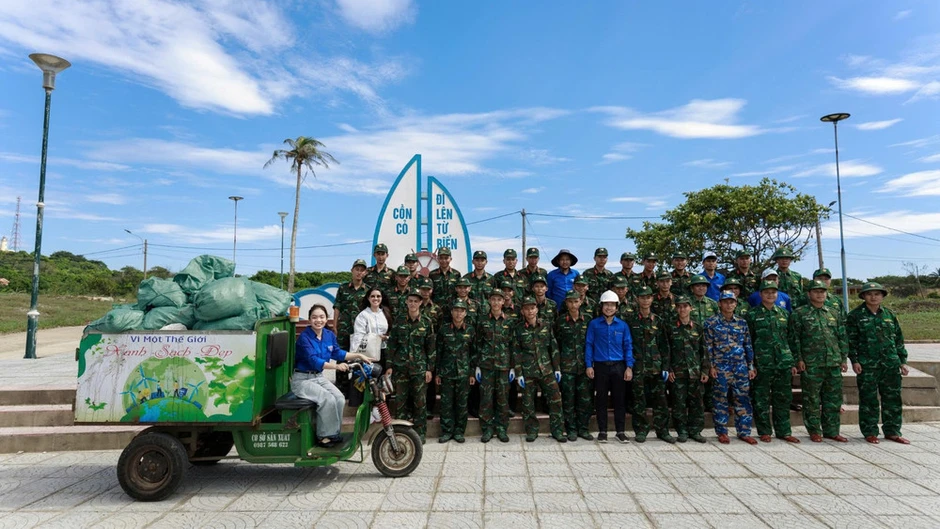 Chung tay gìn giữ màu xanh nơi đảo tiền tiêu Cồn Cỏ Chung tay gìn giữ màu xanh nơi đảo tiền tiêu Cồn Cỏ