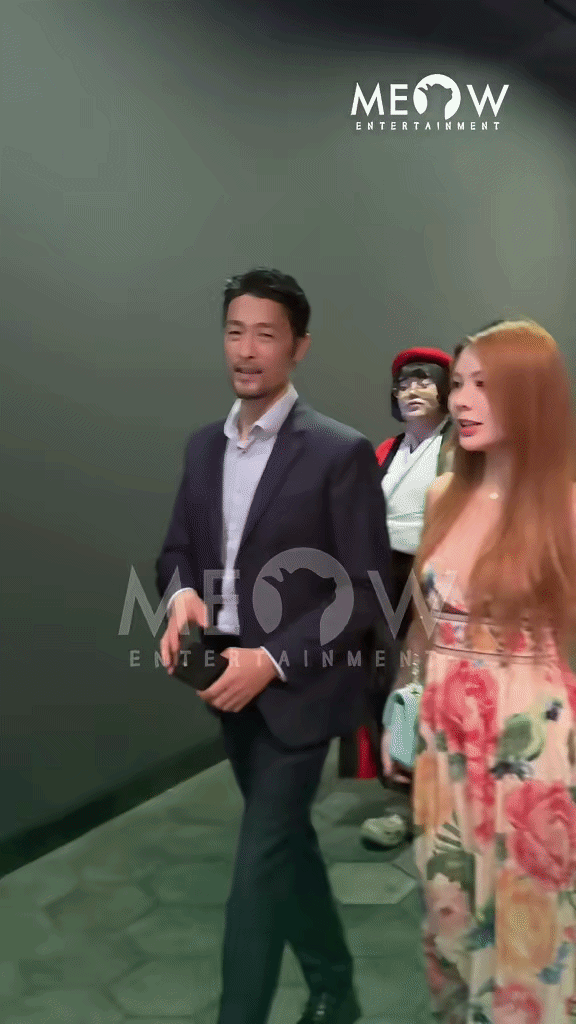 Chuyện tình “chú - cháu” lệch 24 tuổi của Johnny Trí Nguyễn: Bạn gái tung clip 8 giây ngọt ngào Chuyện tình “chú - cháu” lệch 24 tuổi của Johnny Trí Nguyễn: Bạn gái tung clip 8 giây ngọt ngào