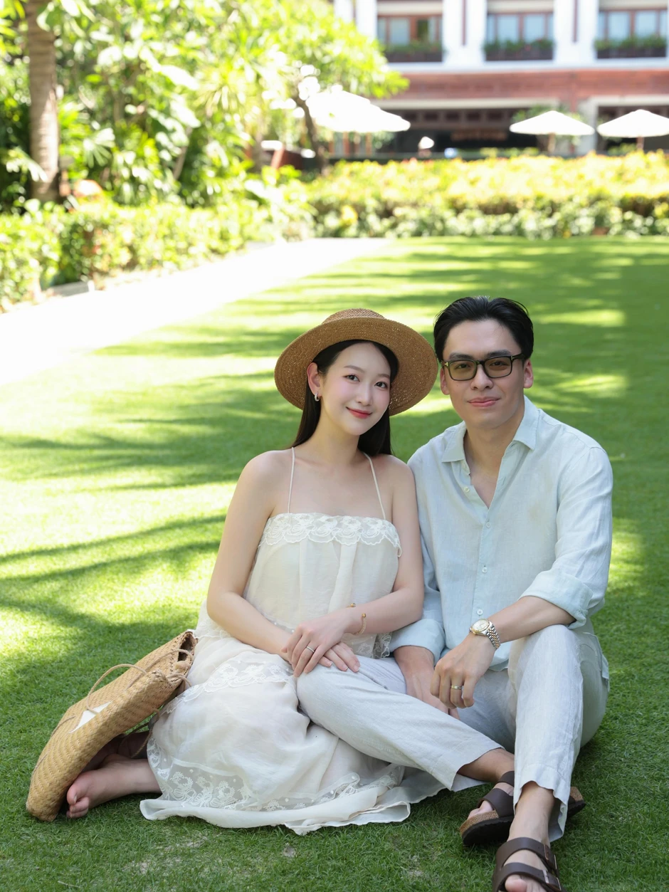 Chuyện tình “cọc đi tìm trâu” của tiểu thư ngành Y và bác sĩ điển trai ở TP.HCM: Chuẩn bị đón con đầu lòng sau 3 năm cưới Chuyện tình “cọc đi tìm trâu” của tiểu thư ngành Y và bác sĩ điển trai ở TP.HCM: Chuẩn bị đón con đầu lòng sau 3 năm cưới