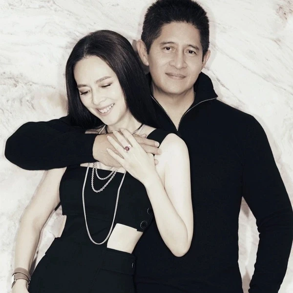Chuyện tình của Madam Pang và người chồng Tiến sĩ Chuyện tình của Madam Pang và người chồng Tiến sĩ