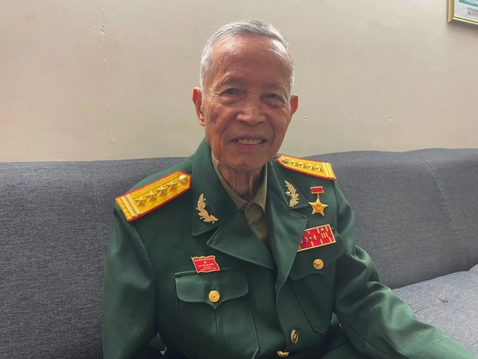 Chuyện về huyền thoại La Văn Cầu - người được đặt tên đường khi còn sống Chuyện về huyền thoại La Văn Cầu - người được đặt tên đường khi còn sống