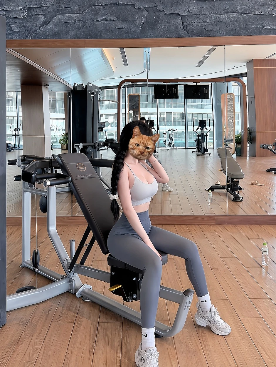 Cô gái công sở gây bão mạng với những màn check-in phòng gym khoe dáng thần sầu Cô gái công sở gây bão mạng với những màn check-in phòng gym khoe dáng thần sầu