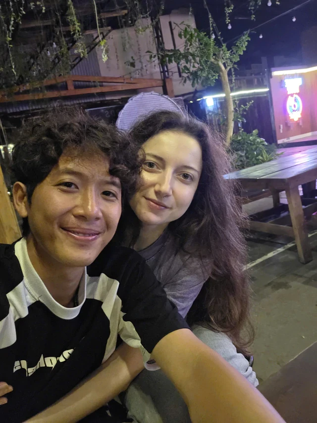 Cô gái Nga xinh đẹp quyết tâm làm vợ anh thợ điện miền Tây, sang Việt Nam sống, ở nhà thuê 7 triệu/tháng Cô gái Nga xinh đẹp quyết tâm làm vợ anh thợ điện miền Tây, sang Việt Nam sống, ở nhà thuê 7 triệu/tháng