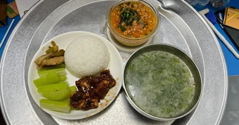 Cô gái ở trọ được chủ nhà Hà Nội coi như con, lo giúp bữa ăn khi bầu bí