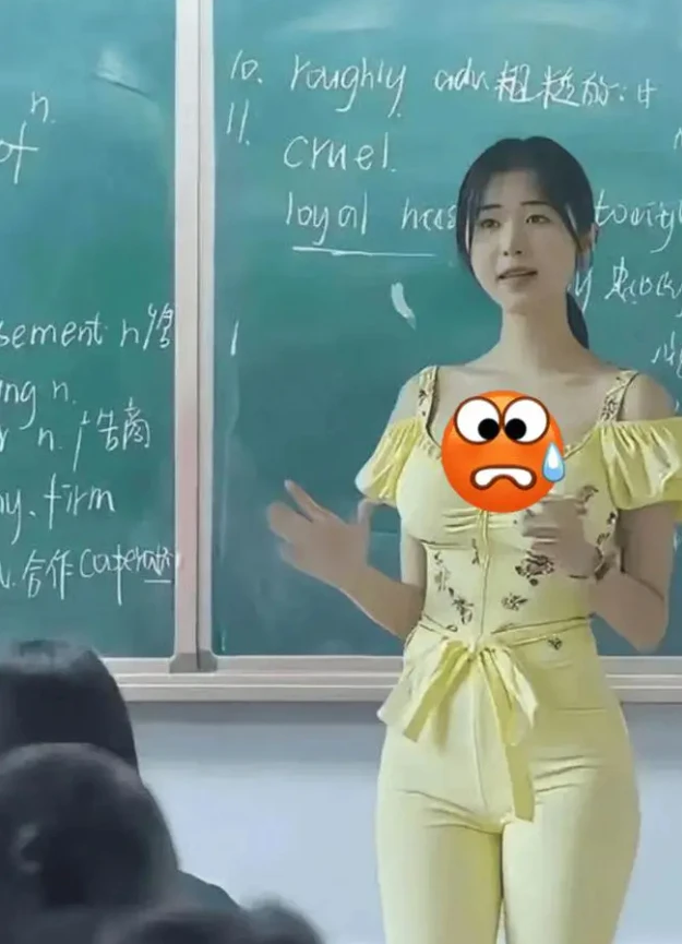 Cô giáo trẻ bị phụ huynh gửi đơn khiếu nại, nhìn bộ đồ cô mặc, cư dân mạng đều đồng tình với lá đơn