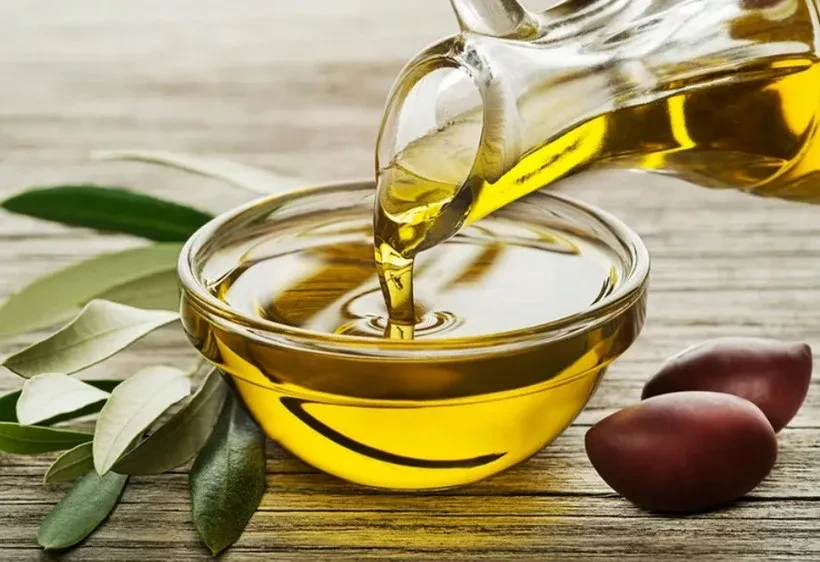 Có nên uống một chút dầu ôliu mỗi sáng? Có nên uống một chút dầu ôliu mỗi sáng?
