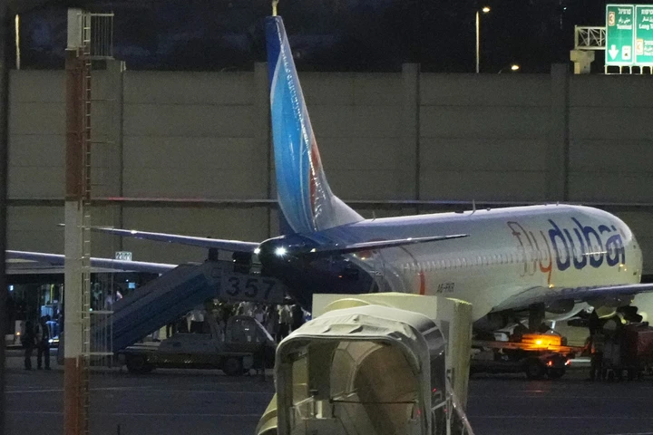 Cơ phó Flydubai từng bị hàng không Oman sa thải vì quan điểm cực đoan Cơ phó Flydubai từng bị hàng không Oman sa thải vì quan điểm cực đoan