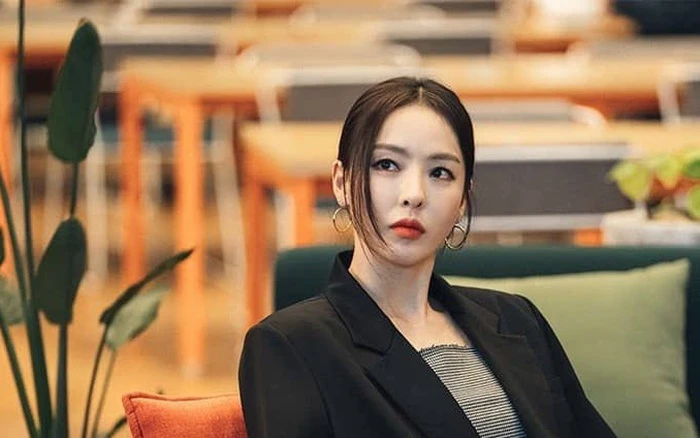 Cô vợ tình nguyện làm “người thứ ba” trong chính cuộc hôn nhân của mình: Cách cô giành lại chồng từ tay “trà xanh” mới vi diệu Cô vợ tình nguyện làm “người thứ ba” trong chính cuộc hôn nhân của mình: Cách cô giành lại chồng từ tay “trà xanh” mới vi diệu
