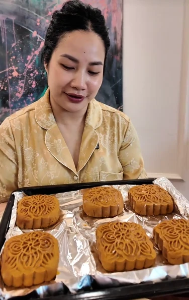 Cơm nhà của BTV Quang Minh và "Chị Xe Tải" Cơm nhà của BTV Quang Minh và "Chị Xe Tải"