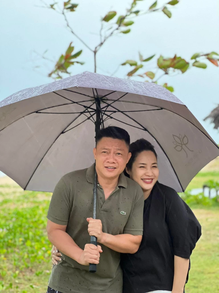 Cơm nhà của BTV Quang Minh và "Chị Xe Tải" Cơm nhà của BTV Quang Minh và "Chị Xe Tải"