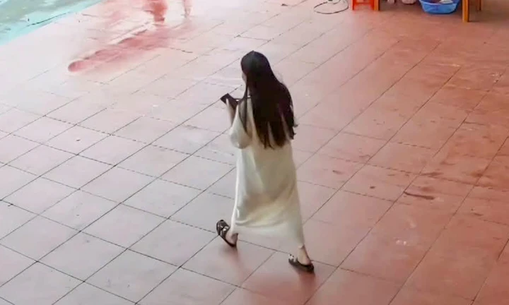 Công an phát thông báo tìm kiếm phụ nữ nghi nhảy cầu Bảo Hà xuống sông Hồng Công an phát thông báo tìm kiếm phụ nữ nghi nhảy cầu Bảo Hà xuống sông Hồng