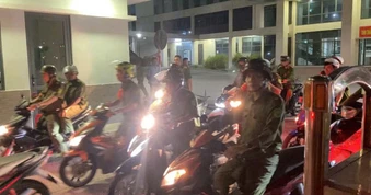 Công an phường Cẩm Lệ kiểm tra an ninh tại khu dân cư sáng sớm 2026