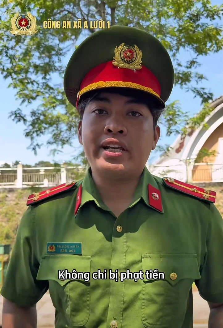 Công an xã bắt tay rapper triệu view làm clip tuyên truyền luật, hút gần 7 triệu lượt xem Công an xã bắt tay rapper triệu view làm clip tuyên truyền luật, hút gần 7 triệu lượt xem