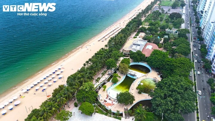 Công trình chắn biển được tháo dỡ, đường ven biển Nha Trang khoe diện mạo mới Công trình chắn biển được tháo dỡ, đường ven biển Nha Trang khoe diện mạo mới