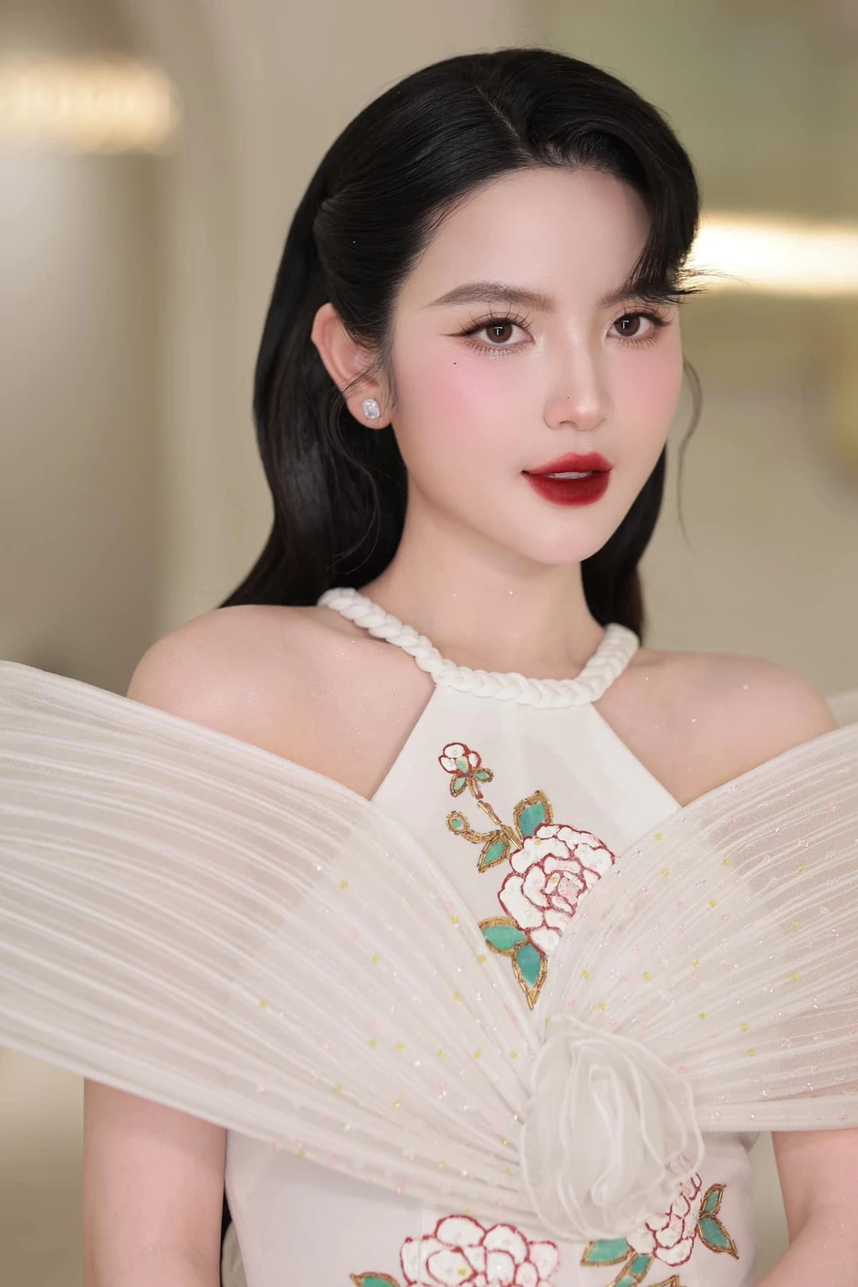 Công việc kiếm tiền tỷ của Chu Thanh Huyền - vợ Quang Hải Công việc kiếm tiền tỷ của Chu Thanh Huyền - vợ Quang Hải